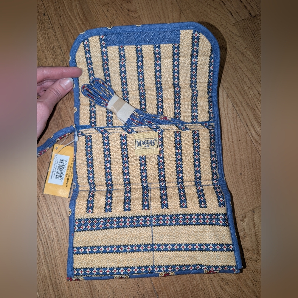 Maggie B Wallet On Rope In French Country - Picture 3 of 6